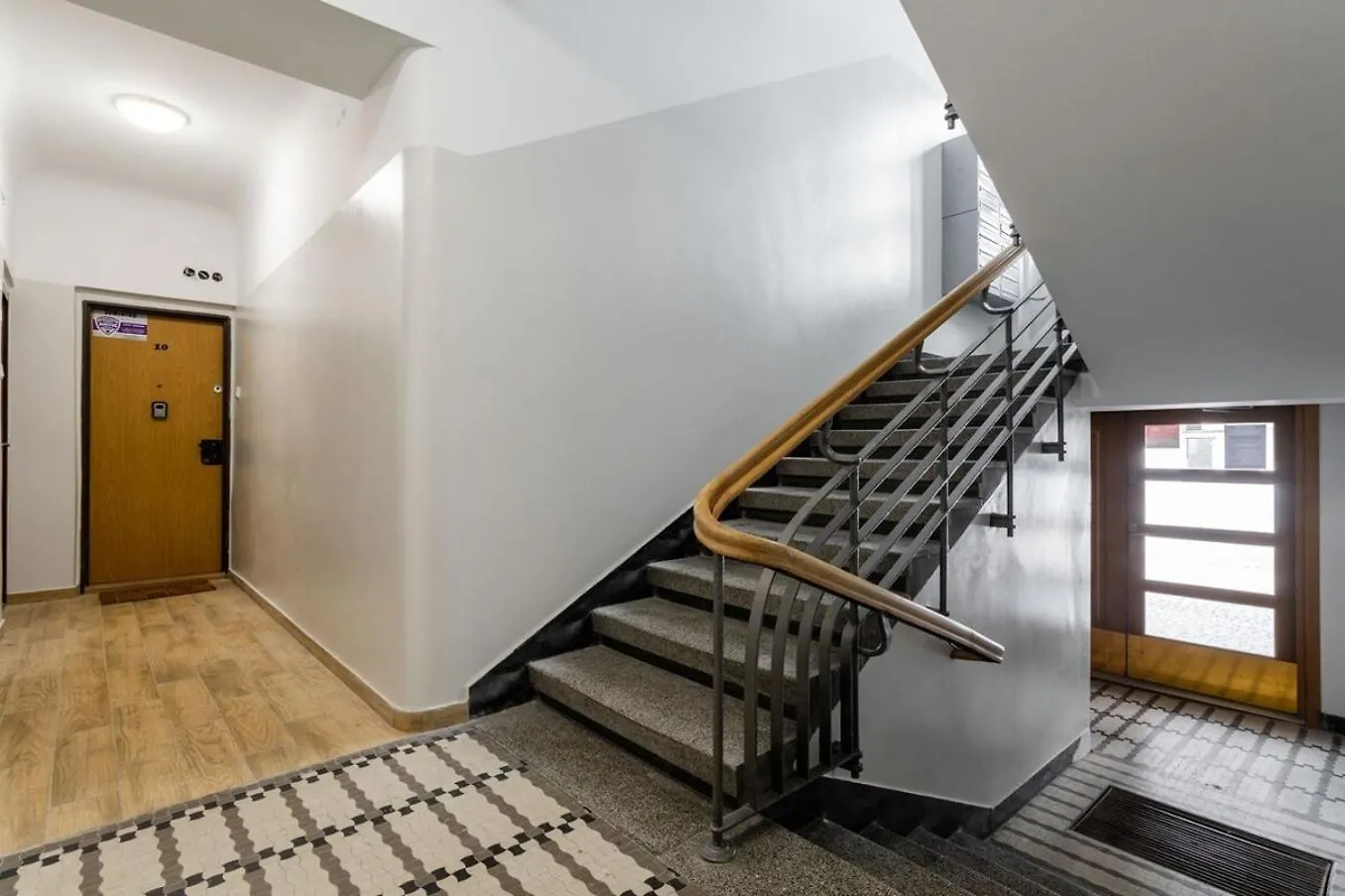 Almond Premium Apartment Poznanska Varsovia Polonia