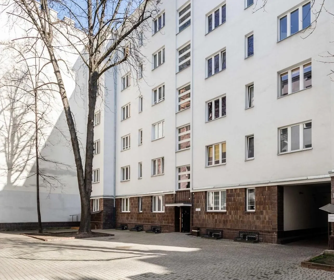Almond Premium Apartment Poznanska Varsovia Polonia