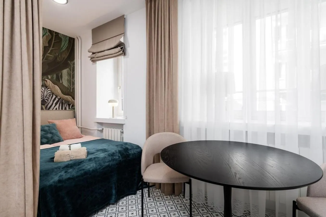 Almond Premium Apartment Poznanska Varsovia